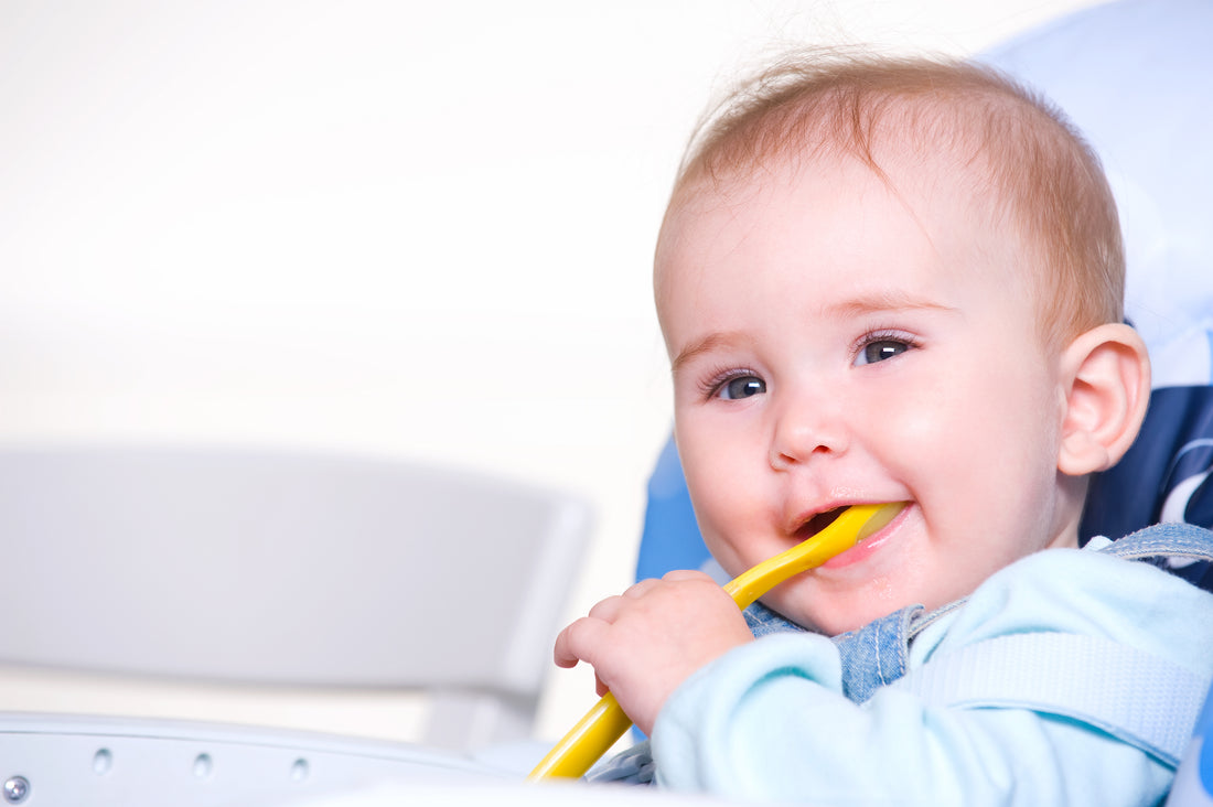 Quels sont les accessoires essentiels pour le repas de bébé ?